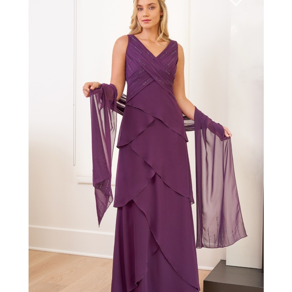 Elegant Chiffon MOB Gown